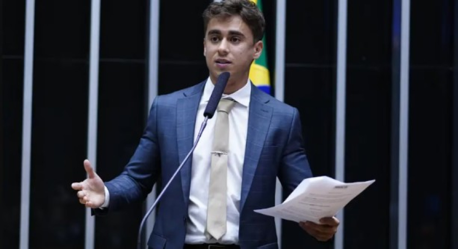 Nikolas Ferreira é denunciado à PGR após defender invasão americana no Brasil